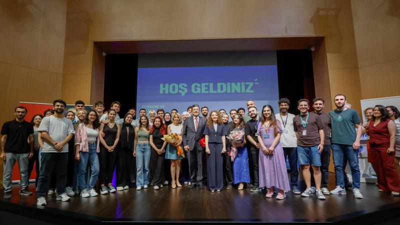 Yenişehir Belediyesinin çocuk sağlığı panelleri devam ediyor