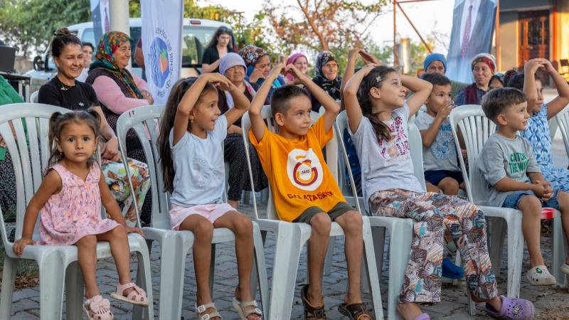 Yenişehir Belediyesi mahallelerde çocuklar için renkli etkinlikler düzenliyor