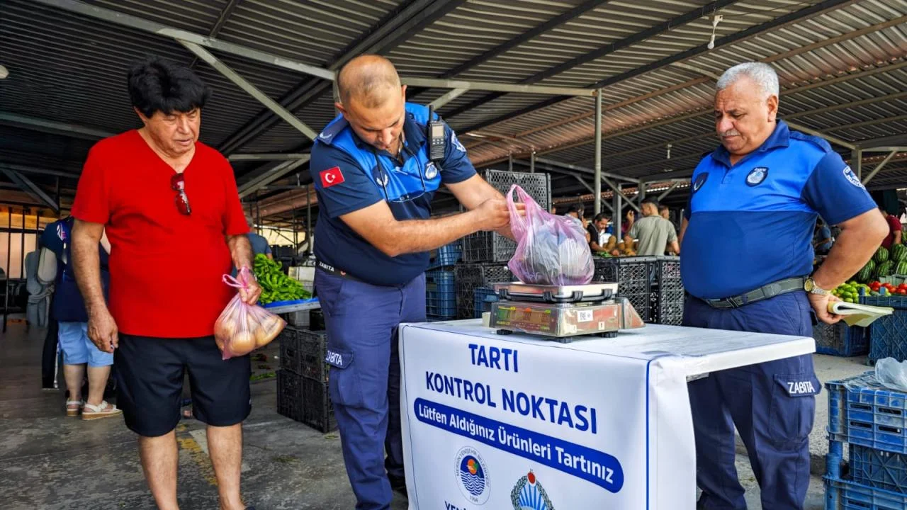 Yenişehir Belediyesi semt pazarlarında denetimlerini sürdürüyor