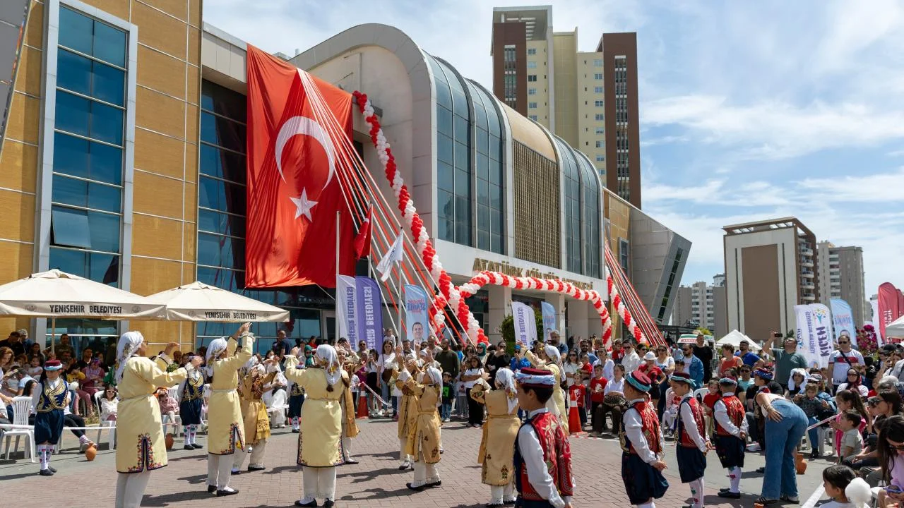 Yenişehir Belediyesi 7 ülkeden çocukları Mersin’de buluşturdu