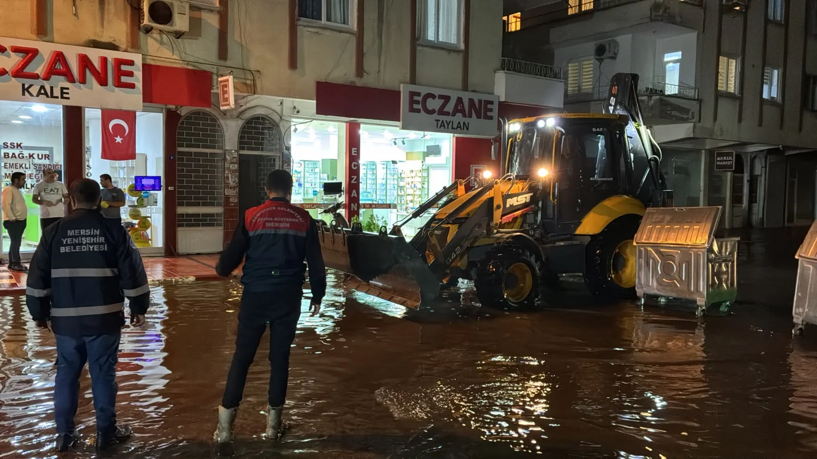 Yenişehir’de ekipler gece boyunca teyakkuzda