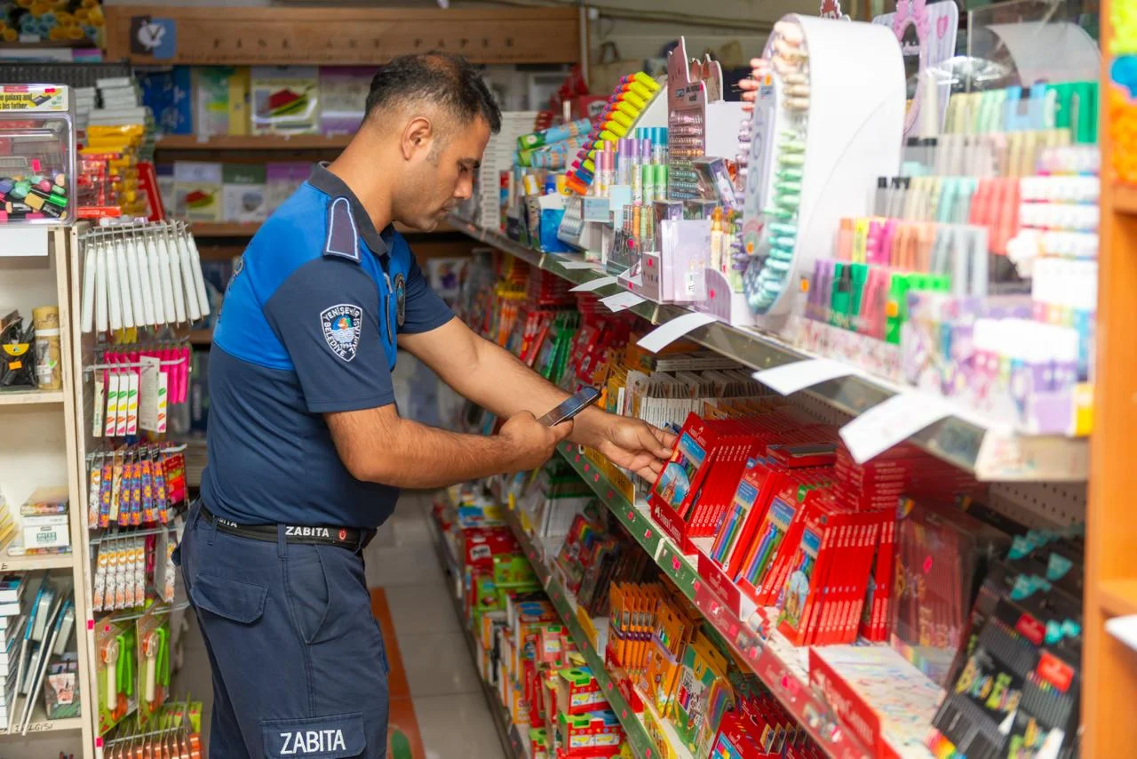 Yenişehir’de okul alışverişine sıkı denetim
