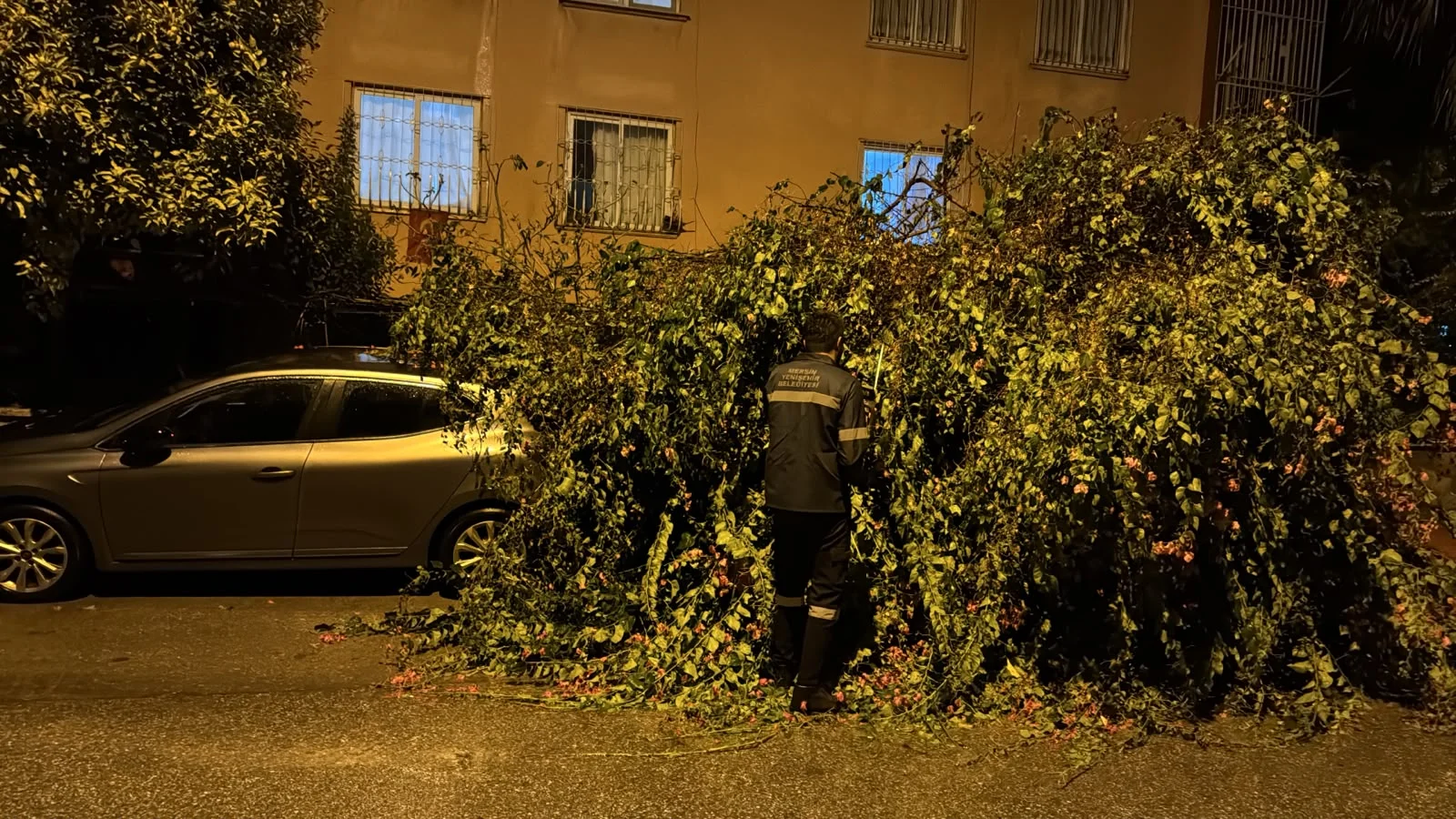 Yenişehir'de kesintisiz afet mesaisi